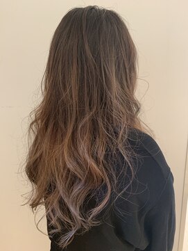 ノルン バイ シェリッシュ(Norn by sheriche) ♪ラベージュグラデ