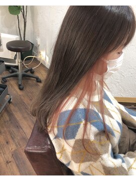 レジスタヘアーワークス (REGISTA hair works) ちらっとインナーカラー×ベイビーピンク
