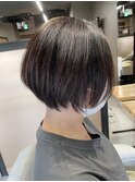 前下がりショートボブ