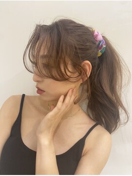 アン たまプラーザ(un) ◆似合わせカット/ミディアムレイヤーカット【ダークアッシュ】