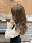 やわらかベージュカラー