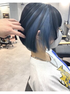 ローレン(Lolen.) 被らないインナーカラー【BLACK×BLUE】藤川 侑大