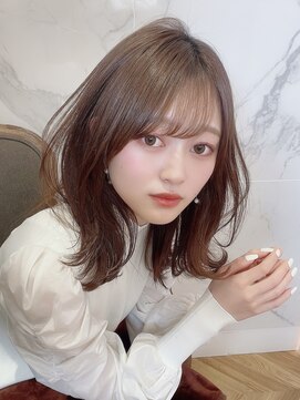 ミラリー トウキョウ(Mirareee Tokyo) イエベベージュ☆小顔に見えるくびれスタイル☆シースルーバング