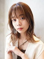 ニコ トウキョウ(nico TOKYO)&nbsp;20代30代小顔ひし形大人かわいいウルフミディアムレイヤー