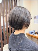 ショートボブ