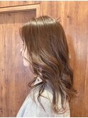 顔まわりレイヤーカット×スモーキーブラウン