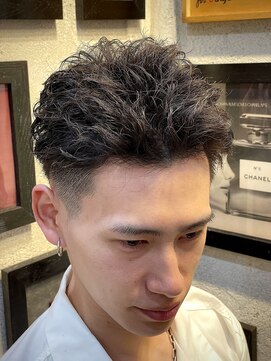 ヒロギンザ 大阪本店(HIRO GINZA) かきあげスパイキーショート×ツイストパーマ