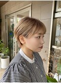 ショートボブ