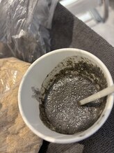 本物の美容薬品とはこう言う事！　吉野ヘアダメージ研究所の生きてる薬剤はその都度作ります。