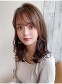 韓国風美髪外ハネボブくびれミディアムレイヤーワイドバング