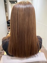 アウリイバイイルヘアー(Aulii by illu hair) ブリーチ履歴があっても艶のあるストレートヘアに♪