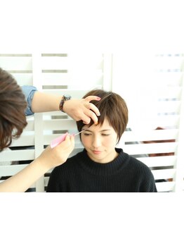 リラックスした環境で、ベテランスタイリストが最後まで責任をもって対応します☆【ヘッドスパ/銀座】