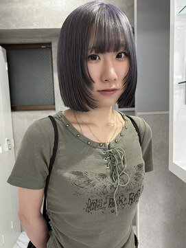 スウィープ(sweep) グレーシルバー/ハイトーンボブ/ケアブリーチ