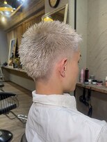 ミオ ベガ(Mio'' VEGA)&nbsp;バーストフェード金髪坊主×ホワイトカラー