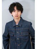 ファルベ(Farbe) フェザー/サーフカール/センターパート/波巻きツイスパ