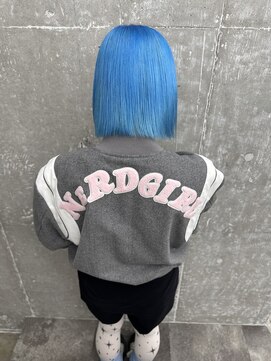 オーン 渋谷(OOn) vivid cyan