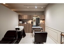 エマヘアーアアトリエ(Emma hair Atelier)の雰囲気(シャンプー台完備の個室でマンツーマン施術です)