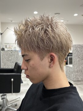 レボ 神宮寺店(Revo) ハイトーンで周りと差をつけろ!ホワイトベージュカラー