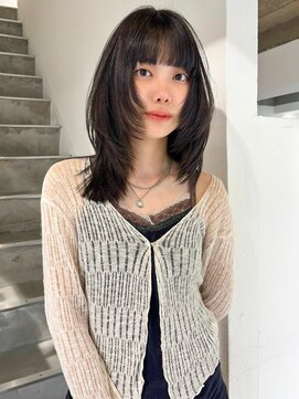 ヨーク(YOKE) レイヤーカットミディアムレイヤーワイドバング