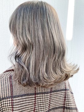 アイティー バイ アルバム 浦和店(IT by ALBUM) コントラストハイライトグレージュ_ラベンダーカラー_ba320111