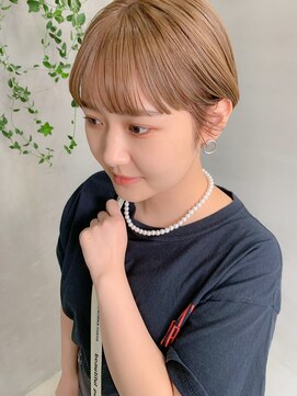 テトヘアー(teto hair) マッシュショート、ミルクティベージュ、ハイトーンカラー