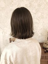 コエ 元町 石川町 (Koe.)&nbsp;オリーブベージュ/くびれボブ/外ハネ【元町/石川町】