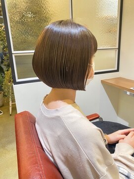 ニルス(nils) 丸みボブ　 nils 妙典