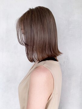 アイティー バイ アルバム 浦和店(IT by ALBUM) ワンブリーチベージュ_くびれヘアビタミンカラー_ba337791