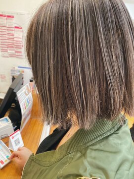 ロウバイレボ 柏(lou by revo) ショートボブ/ミニボブ/マッシュ/切りっぱなし/柏駅