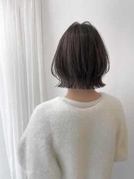 ネオリーブ チロル 横浜西口店(Neolive CiroL.) こなれミディ 縮毛矯正 大人可愛い くびれボブ