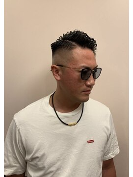ゴートバーバー(GOAT BARBER) アレンジパートスタイル