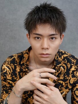 アイトーキョー 横浜(AI TOKYO) アッシュブラックツイストショート