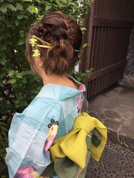 オカ(OKA)の写真/着物姿がより華やかに演出◇着崩れしにくいから、イベントを最大限に楽しめる♪