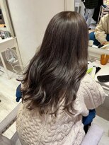 ナンバー ユアイロ 川崎(N° uairo)&nbsp;【森山】ダークグレージュ/ゆる巻きロング/20代/30代