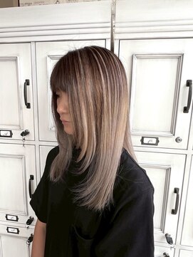 ヘアー ワークス ボナ 前橋店(HAIR WORKS bona.) 立体感で魅せる！外国人風◎アッシュグラデーション