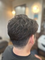 アンカー(ANCHOR)&nbsp;MEN’S HAIR/サーフカール/刈り上げセンターパート/印西市