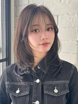 ナイロン 栃木店(NYLON.) 《NYLON.》韓国ハッシュレイヤーカットミディアム