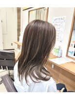 ティーシースペース 元住吉店(T.C.SPACE)&nbsp;ミディアムヘア×白髪ぼかしカラー
