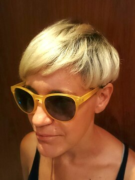 パセオ Paseo カリジェンヌ ホワイト