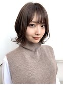 外ハネくびれショート
