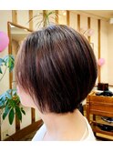 ショートボブ