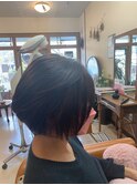 前下がりショートボブ