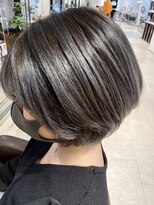 タヤ 大阪上本町店(TAYA)&nbsp;暗髪/ハイライト/シルバー/ショートボブ/大人髪/大阪上本町