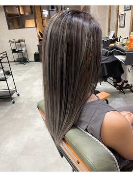 サニー 渋谷(SUNNY) グレーベージュバレイヤージュカラーアッシュミルクティー