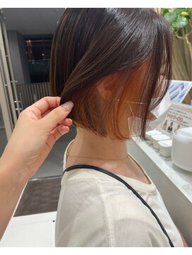 サローネ サンク(SALONE CINQ) インナーカラーボブ