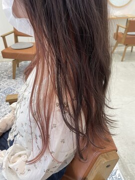 ジジ チーク 栃木(Gigi cheek) ピンクブラウン×インナーカラー