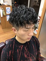 ブルブンガ(Berbunga)&nbsp;ツイストスパイラルパーマ×ツーブロック束感ショート