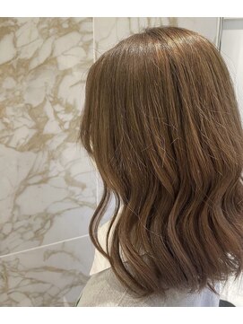 レビジュヘアー(LEVIJU HAIR) ブリーチ1回ミルクティー