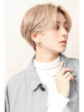 シトロン ブラン(CITRON blanc) 2セクションハンサムショート