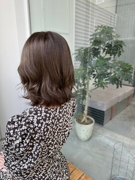 ラフランクリー(la frankly) ヌーディーカラー/小顔ひし形/髪質改善/簡単スタイリング